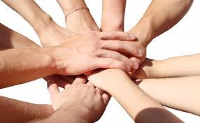 Орталық ұжымы шет қалмай, су тасқынынан зардап шеккендерге көмек көрсетеді.